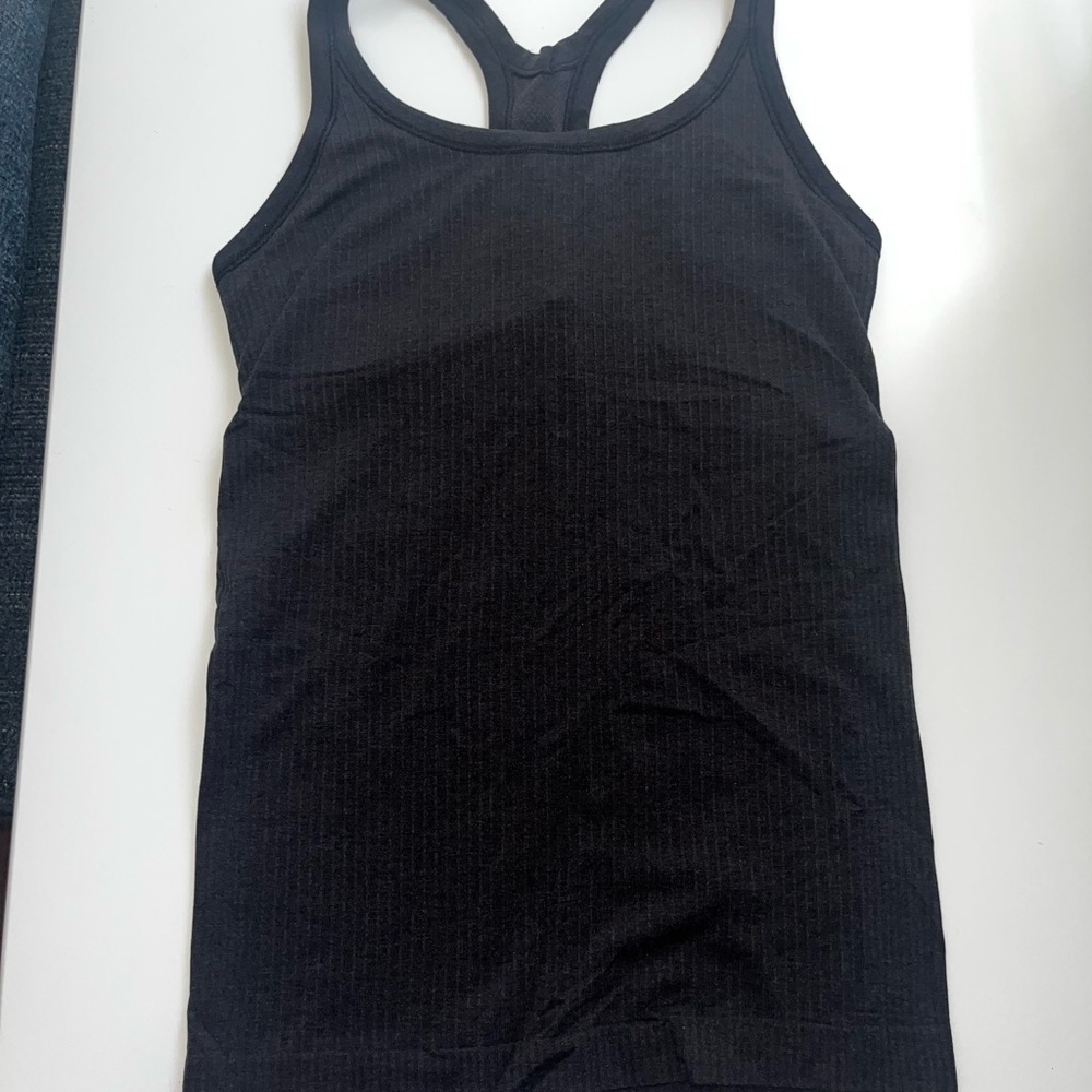 Black lululemon Tank Top